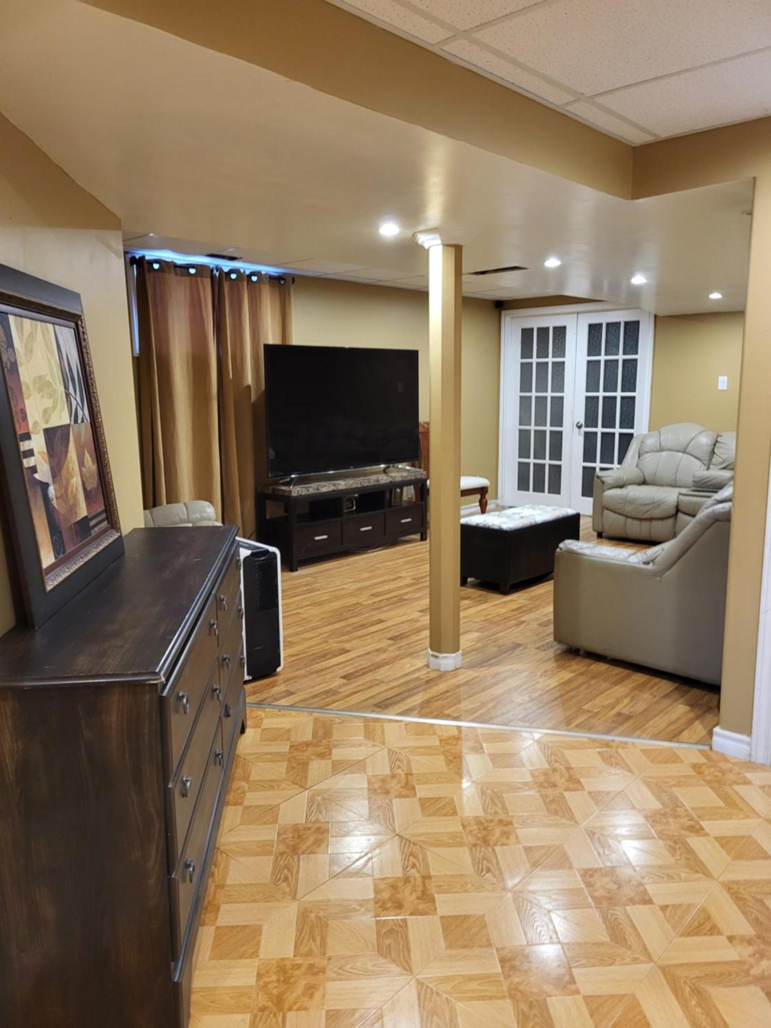 Main Suite Kingston Luaran gambar