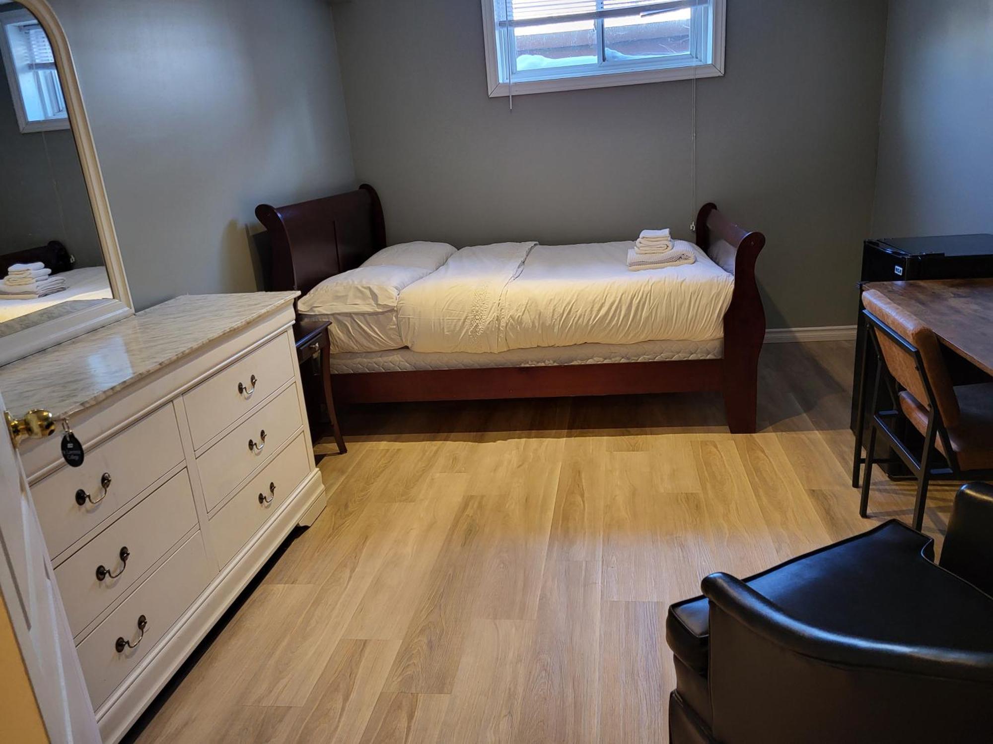 Main Suite Kingston Luaran gambar